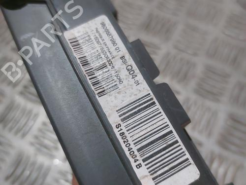 Used Fuse box Fuse box CITROËN C4 II (NC_) 1.6 HDi 115 (114 hp) 24320433 24320433