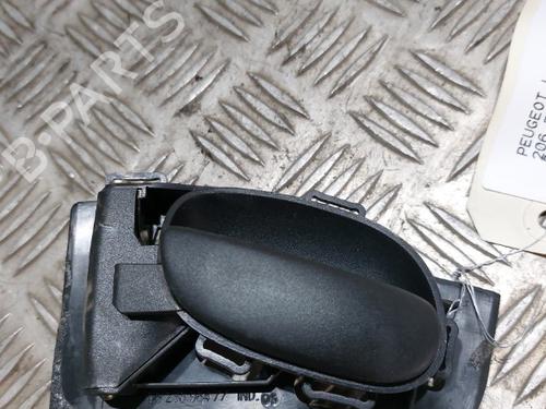 Used Front left interior door handle PEUGEOT 206 Hatchback (2A/C) 1.6 i (89 hp) 21511817