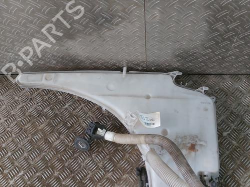 Used Windscreen washer tank BMW 1 (E87) 120 d (177 hp) 21670337