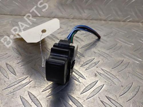 Used Right front window switch TOYOTA RAV 4 II (_A2_) 2.0 D 4WD (CLA20_, CLA21_, CLA20R, CLA21R) (116 hp) 21508685
