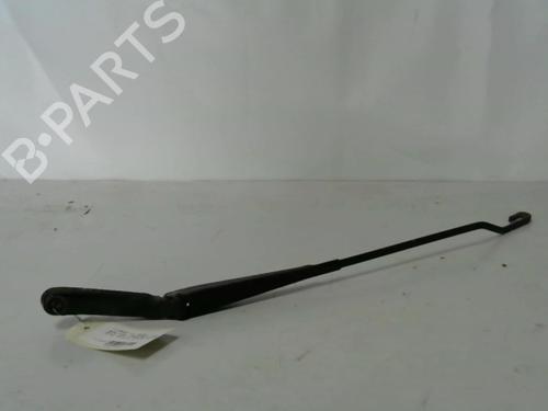 Used Front windshield wiper arm CITROËN BERLINGO / BERLINGO FIRST MPV (MF_, GJK_, GFK_) 1.6 16V (MFNFU) (109 hp) 26152663