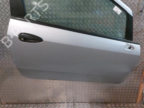 Used Right front door FIAT GRANDE PUNTO (199_) 1.3 D Multijet (75 hp) 21509744