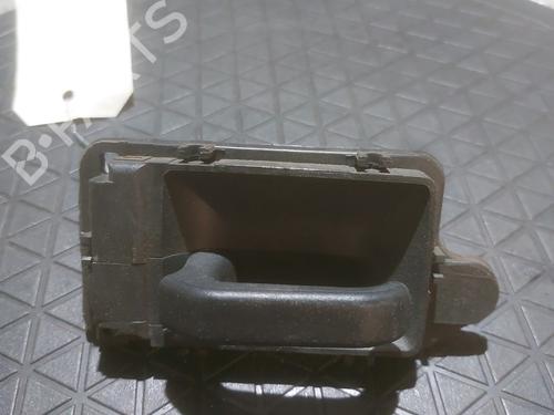 Venstre bak invendig håndtak PEUGEOT 106 II (1A_, 1C_) 1.1 i (60 hp) 24949796