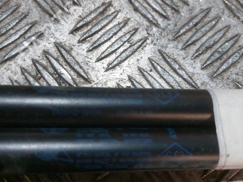Used Tailgate lift support Tailgate lift support 23811663 23811663