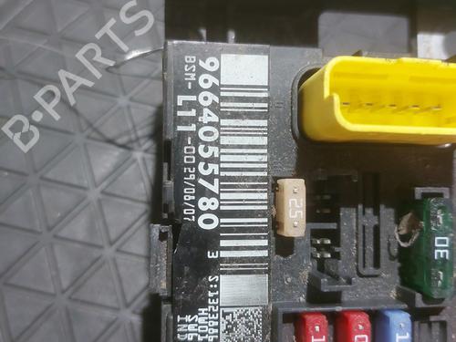 Used Fuse box Fuse box PEUGEOT 207 (WA_, WC_) 1.4 16V (95 hp) 32684600 32684600