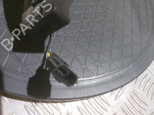 Used Front right exterior door handle RENAULT KADJAR (HA_, HL_) 1.2 TCe 130 (HLMR) (130 hp) 23332572