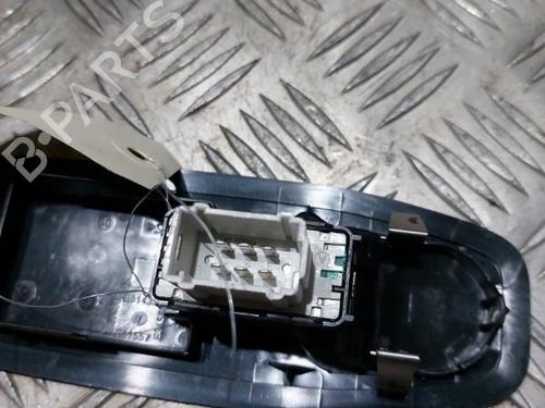 Used Right front window switch Right front window switch PEUGEOT 208 I (CA_, CC_) 1.6 HDi (114 hp) 21512485 21512485