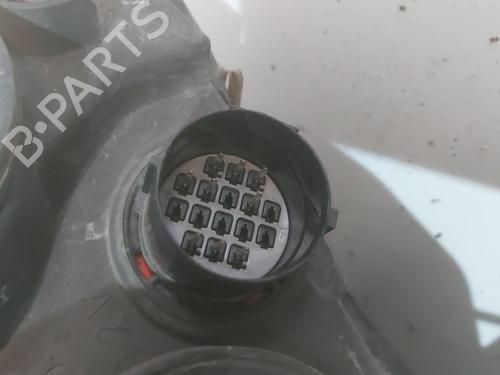 Used Right headlight Right headlight 31965376 31965376