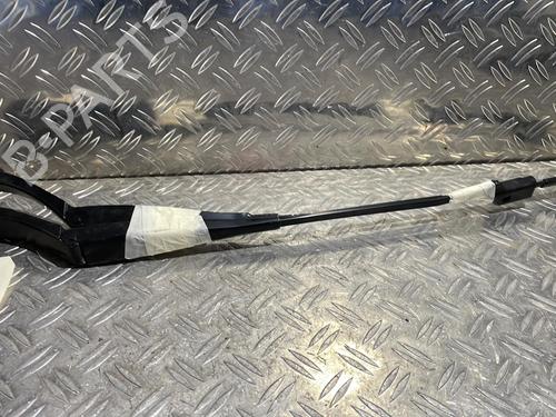 Used Front windshield wiper arm Front windshield wiper arm PEUGEOT 308 SW II (LC_, LJ_, LR_, LX_, L4_) 1.5 BlueHDi 130 (131 hp) 21515813 21515813
