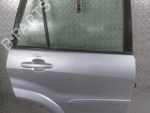 Used Right rear door TOYOTA RAV 4 II (_A2_) 2.0 D 4WD (CLA20_, CLA21_, CLA20R, CLA21R) (116 hp) 27568547