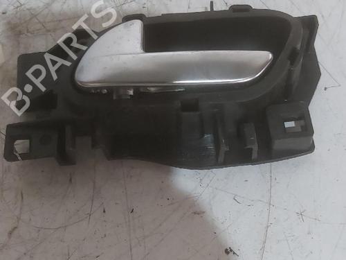 Used Front left interior door handle Front left interior door handle 33114094 33114094