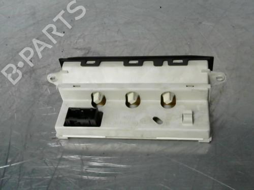 display-monitor-citroen-c5-i-dc_-2001-2002-2003-2004-2005-29239370 main image