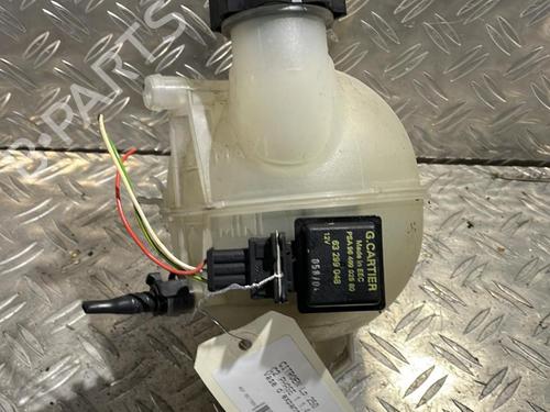 Used Expansion tank CITROËN C2 (JM_) 1.4 HDi (68 hp) 21507523