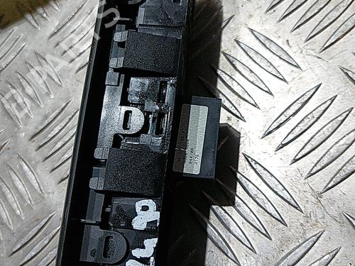 Used Left front window switch Left front window switch PEUGEOT 308 SW I (4E_, 4H_) 1.6 HDi (109 hp) 21504328 21504328