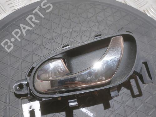 Used Front left interior door handle RENAULT KADJAR (HA_, HL_) 1.2 TCe 130 (HLMR) (130 hp) 23811142