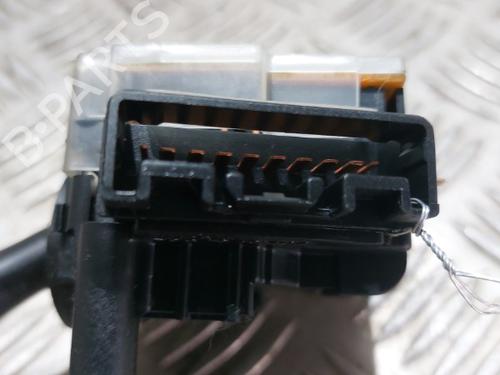 Used Steering column stalk Steering column stalk TOYOTA YARIS (_P1_) 1.0 (SCP10_, SCP10R) (65 hp) 21514112 21514112