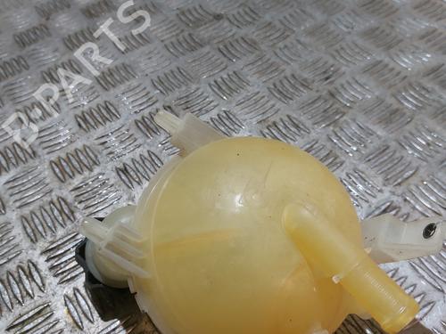 expansion-tank-citroen-c4-i-lc_-16-hdi-00001323w4-2004-2005-2006-2007-2008-2009-2010-2011-2012-2013-2014-22438050 main image