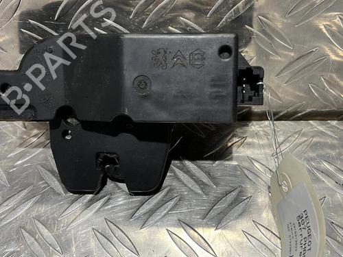Used Tailgate lock PEUGEOT 307 (3A/C) 1.6 HDi (90 hp) 21507426