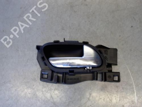 Used Front right interior door handle Front right interior door handle PEUGEOT 308 I (4A_, 4C_) 1.6 HDi (109 hp) 30534331 30534331