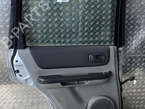 Dør venstre bak NISSAN X-TRAIL I (T30) 2.2 dCi 4x4 (136 hp) 21515971