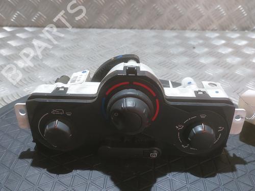 Used Climate control RENAULT KANGOO / GRAND KANGOO II (KW0/1_) 1.5 dCi 90 (KW05, KW08, KW0G, KW11) (90 hp) 30354376