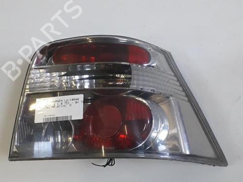 Used Right taillight Right taillight VW GOLF IV (1J1) 1.9 TDI (90 hp) 28537743 28537743