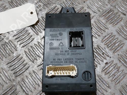 Used Fuse box DACIA LOGAN MCV (KS_) 1.5 dCi (KS04) (88 hp) 21504923