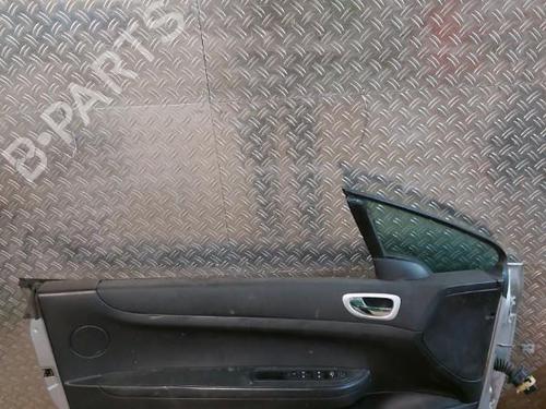 Dør venstre fortil Dør venstre fortil PEUGEOT 307 CC (3B) 2.0 16V (136 hp) 21512053 21512053