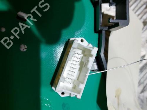 Used Instrument cluster PEUGEOT 207 (WA_, WC_) 1.4 HDi (68 hp) 21512407