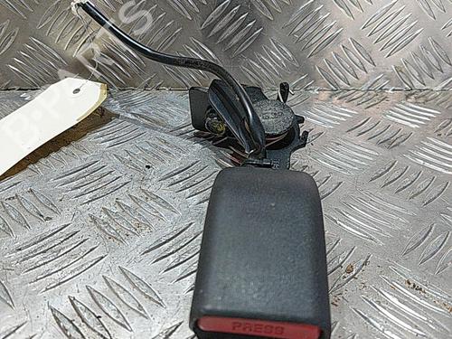 Seat buckle NISSAN NAVARA NP300 Pickup (D23, D23T) 2.3 dCi 4x4 (D231) 888424KJ0A