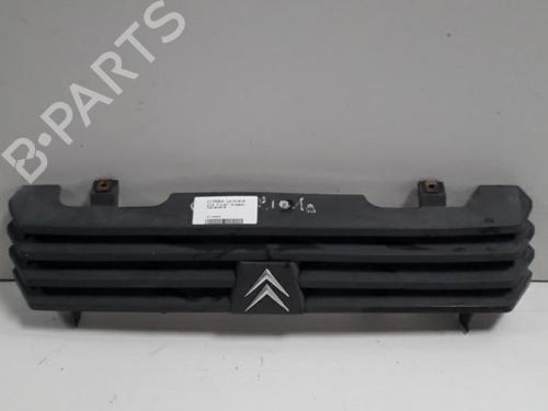 Used Grille CITROËN C15 Box Body/MPV (VD_) 1.8 D (60 hp) 29705425