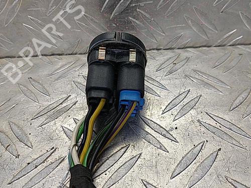 Used Left front window switch FORD FIESTA V (JH_, JD_) 1.3 (69 hp) 21512791
