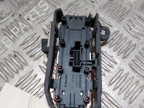 Used Warning switch Warning switch RENAULT GRAND SCÉNIC II (JM0/1_) 1.9 dCi (JM14) (131 hp) 33050469 33050469