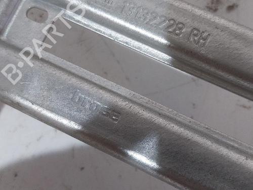 Used Rear right window mechanism Rear right window mechanism OPEL ZAFIRA / ZAFIRA FAMILY B (A05) 1.9 CDTI (M75) (100 hp) 39397013 39397013