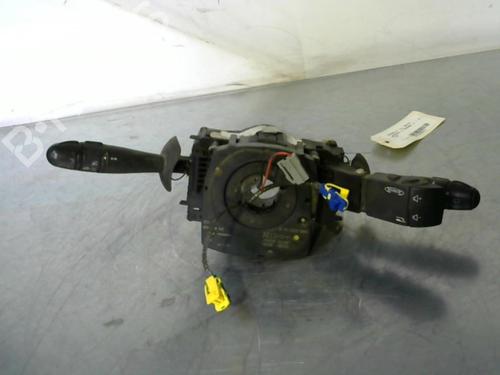 Used Steering column stalk RENAULT LAGUNA II (BG0/1_) 1.9 dCi (107 hp) 28034733
