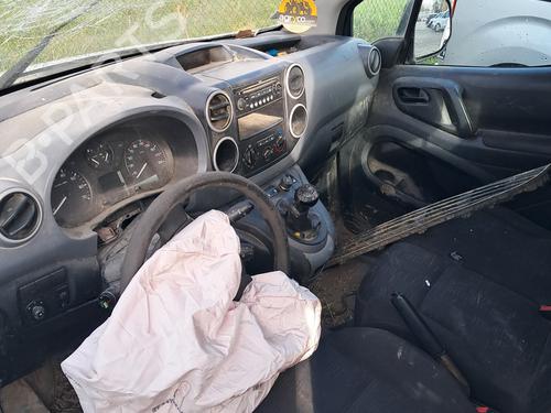 Electronic module CITROËN BERLINGO MULTISPACE (B9) 1.6 HDi 110 | BP33050453M83 - Image 3