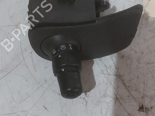 Used Switch Switch RENAULT CLIO III (BR0/1, CR0/1) 1.5 dCi (C/BR0G, C/BR1G) (68 hp) 39627946 39627946