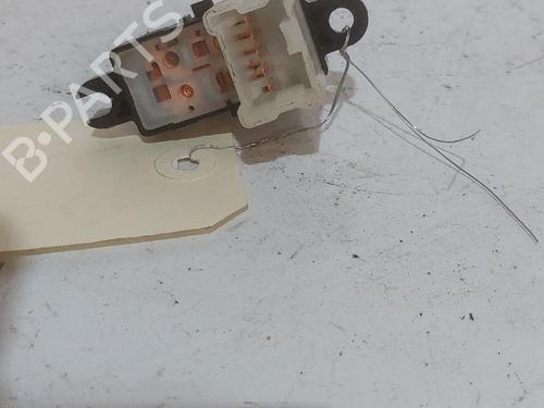 Used Right front window switch Right front window switch NISSAN X-TRAIL III (T32_, T32R, T32RR) 1.6 dCi ALL MODE 4x4-i (NT32) (130 hp) 37189865 37189865