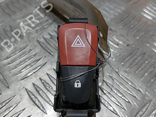 Used Warning switch RENAULT MEGANE III Grandtour (KZ0/1) 1.5 dCi (86 hp) 21514782