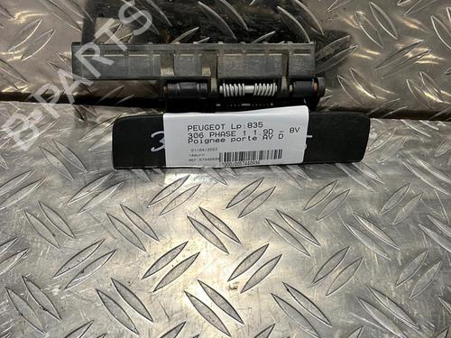 Used Front right exterior door handle PEUGEOT 306 Hatchback (7A, 7C, N3, N5) 1.9 D (68 hp) 28577735