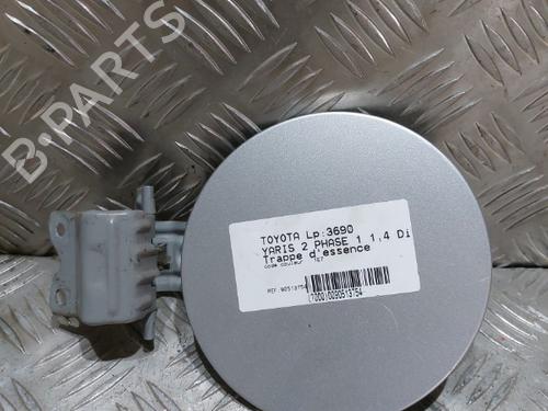 Used Fuel flap TOYOTA YARIS (_P9_) 1.4 D-4D (NLP90_, NLP90R) (90 hp) 21505338