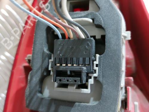 Used Right taillight Right taillight RENAULT CLIO II (BB_, CB_) 1.5 dCi (B/CB07) (65 hp) 21507799 21507799