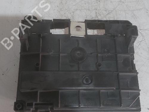 Used Fuse box Fuse box 36096426 36096426