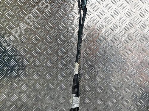 Used Front windshield wiper arm PEUGEOT 208 I (CA_, CC_) 1.2 THP 110 (110 hp) 21514646