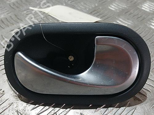 Høyre foran invendig håndtak RENAULT GRAND SCÉNIC II (JM0/1_) 1.9 dCi (JM0G, JM12, JM1G, JM2C) (120 hp) 21505904