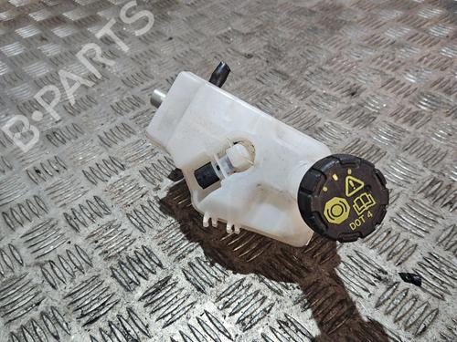 Used Brake master cylinder Brake master cylinder RENAULT CLIO V (B7_) 1.0 TCe 90 (B7MT) (91 hp) 22297632 22297632