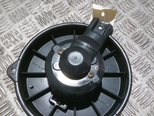 Heater blower motor HONDA CIVIC VI Hatchback (EJ, EK) 1.6 i (EK1) | BP23811618M62 