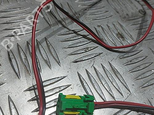 Used Third brake light Third brake light PEUGEOT 407 Coupe (6C_) 2.7 HDi (204 hp) 21508842 21508842