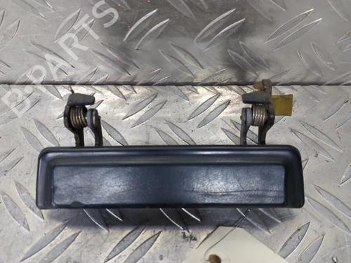 Used Front left exterior door handle HYUNDAI GALLOPER II (JK-01) 2.5 TD intercooler (99 hp) 21508520