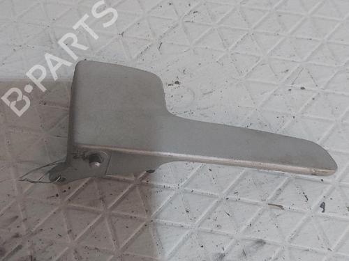 Used Front left interior door handle Front left interior door handle 33050450 33050450